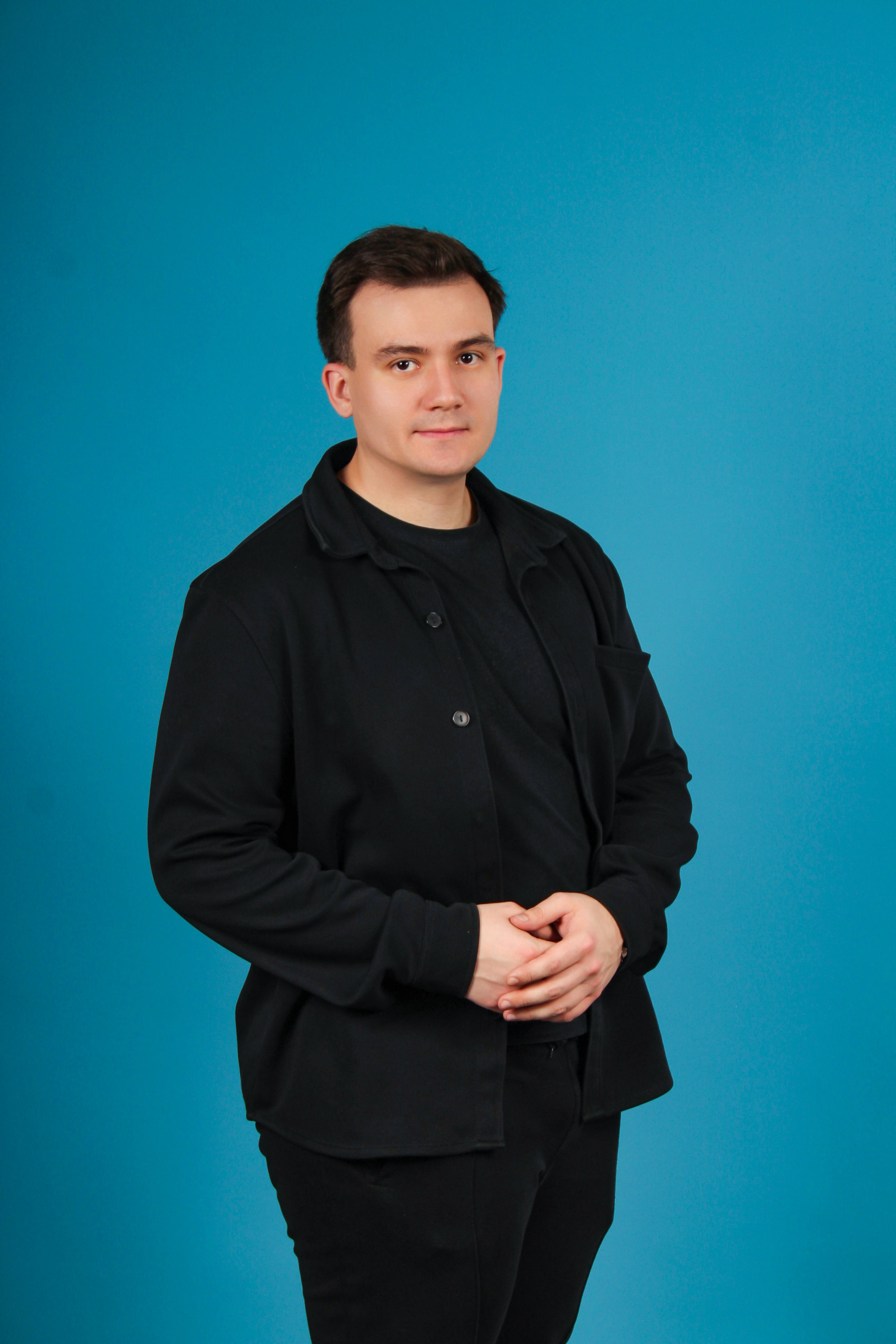 Ткачев Артём Михайлович.